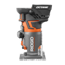 Ruteadora compacta de base fija sin cable ni escobillas de 18 voltios OCTANE™ con barrena de 1/4 pulg., bases redonda y cuadrada y llave del portaherramientas | Herramientas RIDGID